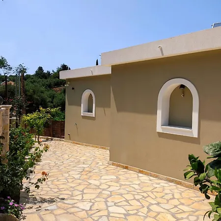 Lazai * Kato Yerakarion