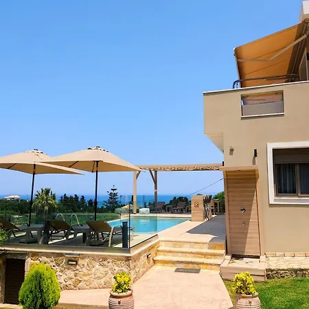 Lazai Kato Yerakarion