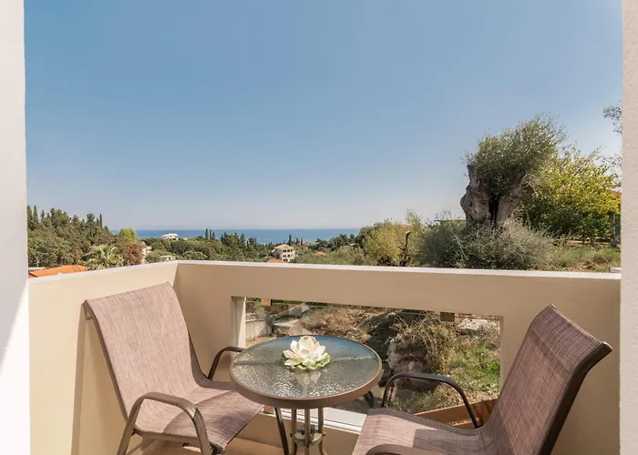 Lazai Villa Kato Yerakarion