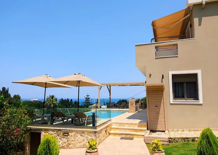 Lazai Kato Yerakarion